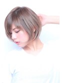 前下がりショートボブ/ハンサムショート/耳掛け/イメチェン