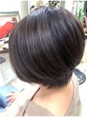 【大人女性】 ハイライトカラー 丸みショートカット