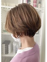 ヘッズ 本八幡店(HEADS)&nbsp;大人ショートボブ　くすみブルー　縮毛矯正　韓国マッシュ