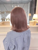 シェリ(che'rie) 外はねボブ×アプリコットピンク♪