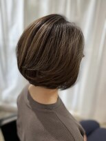 ツムグ 代官山店(TUMUGU)&nbsp;脱白髪染め白髪ぼかしサンドベージュ大人可愛いマッシュボブ