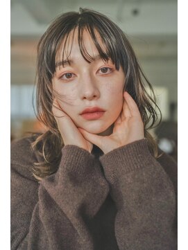 スニュウ(snuw) 透明感のあるレイヤーロングsnuw/伏見/栄/インナーカラー