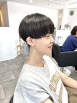 イロ(iro.)&nbsp;刈り上げマッシュ◎