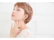 世の中の女性達の美のパートナーとしてキレイに笑顔にしたい！そんな想いをもっているスタッフのご紹介