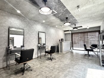 Hair Make Liv 【ヘアメイク リヴ】