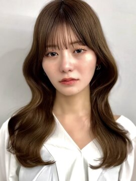 プラチナ(PLATINA) 薄め前髪ベージュレイヤーカットハッシュカットサイドバング