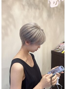 ガレリア オリジン(GALLARIA ORIGIN'S) White×クールショート