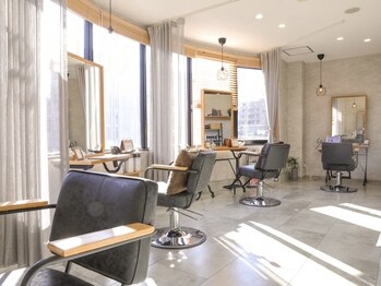 メンズデザインバイラフ 八乙女(Men's desgin by Rough)の写真/人気サロンが手掛けるメンズ特化ブランドが待望のOPEN!髪型だけでなくメンズの清潔感をトータルサポート◎