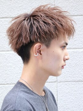 カヴァルバイクロト(KAVAL by KUROT) アップバング/束感ショート/2ブロック