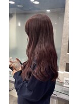 シアバイルーシー(SIA by LUCEY)&nbsp;暖色カラーブリーチなしピンクボルドーカラーレイヤーカット赤髪