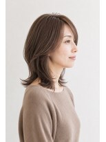 ベルス(bellus)&nbsp;流し前髪×大人くびれミディアム20代　30代　40代