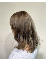 アズール 草加(azule)&nbsp;白髪ぼかしハイライト,透明感ベージュ,美肌カラー/草加