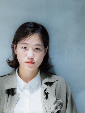 ニーイチイチ(211) 似合わせカットイメチェン/こなれヘア/ネビージュ