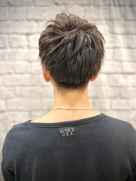 グレイスフルバーバー 赤坂見附店 骨格矯正黄金ひりツーブロックショート【赤坂】【床屋】