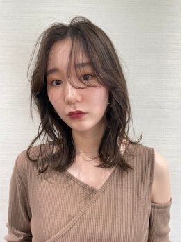 ティラベント 南船場店(tiravento)の写真/韓国女子になりたい方が多くご来店◎ヨシンモリ/タンバルモリ/エギョモリなど韓国風の顔周りはおまかせ！