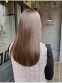 丸型卵形ストレートレイヤーエアリーロング美髪アッシュブラウン