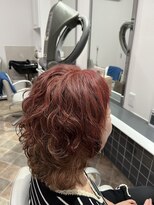 フリーダム(FREE-DOM) ウルフレイヤー、インナーカラーとパーマ