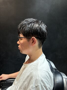 ハレケアヴェダ アンド ハレケエイト(HAREKE AVEDA&HAREKE 8) 理容女子が切るメンズショート