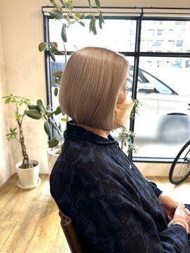 ソッリーソ ヘア(sorriso hair) 白髪を生かしたグレージュカラー