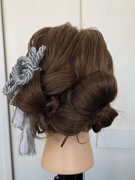 アヴソリューク(Absoluk) 和装ヘアセット