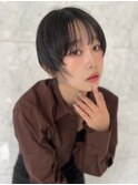 前下がりショート前髪長めハンサムショート黒髪ショート前髪あり