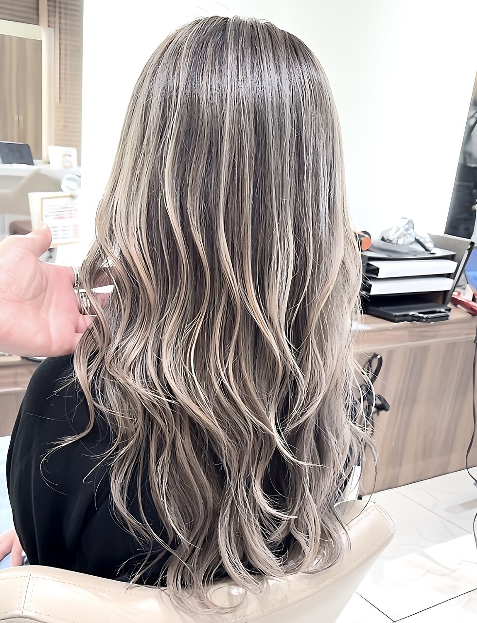 海外風レイヤーハイライトバレイヤージュ：L245212331｜ホットペッパー