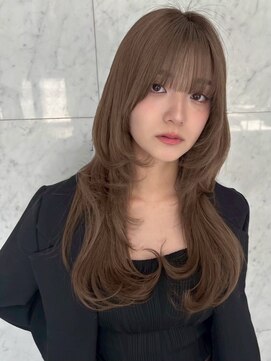 ユーフォリア 青山(Euphoria) 透明感カラー&ナチュラルウルフレイヤー