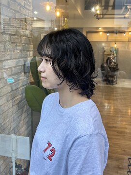 ベーシス(Basis) ウルフカット×パーマ