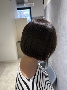 フレームプラス 御堂筋難波店(FRAME +) 襟足スッキリミニボブ