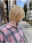 ボブ×ブロンドカラー