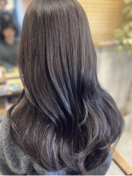 アバーブ ギンザ(Above Ginza) アッシュグレージュ◎ロングレイヤー/