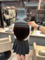 シシ 新宿(She 2.)&nbsp;髪質改善/ツヤ髪ストレート/垢抜け/ ロングヘア/ストレートヘア