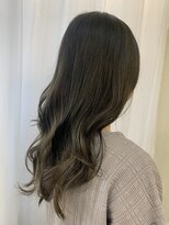 ヘアアンドメイクグラチア(HAIR and MAKE GRATIAE)&nbsp;マットグレージュのグラデーションカラー