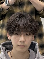 オーバル ジングウマエ(OVARL jingumae)&nbsp;波巻きパーマメンズシースルーシャドウパーマフェザーパーマ