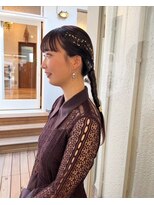 チックタック エアライン(TICK-TOCK Airline) タイトローポニーアレンジ