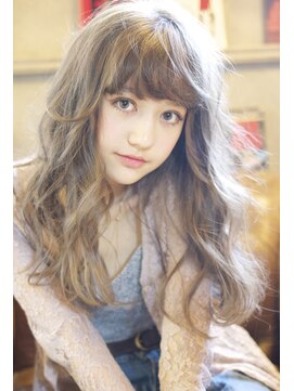 テイラー(Taylor) [Taylor] 外国人風ウエーブxハイトーングレージュ