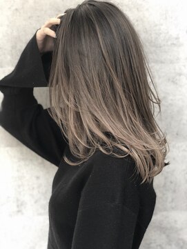 キアラ(Kchiara) 圧倒的な透明感バレイヤージュハイライト/kchiara川野直人