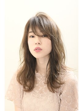 アームスヘアー(ARMS HAIR) 軽やかミディ×カーキグレー