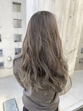 リバレッジ 広尾(Leverage) 大人の3Dカラー無造作ハイライト