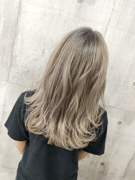 ミラク 町田(MIRAC) 【MIRAC町田店河原崎】ホワイトグレージュ