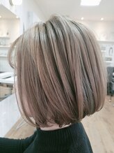 コクア ヘアーデザイン(kokua hair design) ミルクティーベージュ　ボブ