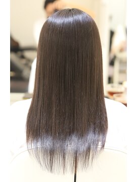 ルスリー 田園調布店(Lsurii) 田園調布髪質改善｜純度100％トリートメント＋カット＋縮毛矯正