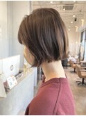 伸ばしかけのミニボブ
