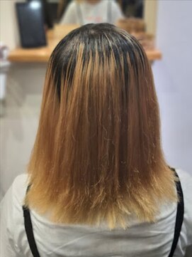 ヘアーメイク ドット(HairMakeDOT) ブリーチ縮毛矯正
