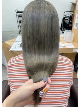 オレンジ梅田店(ORANGE) ブリーチ/カーキグレージュ/水素ケア/リサ