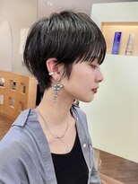 トゥナ(Tuna) クールな大人マッシュショート