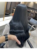 グレージュマチルダボブインナーグレージュ 前髪ブルーブラック