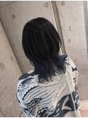ウルフカット　ブリーチ　インナーカラー　ブルー　