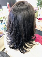 時 美容室(toki) ナチュラルミディアムレイヤー