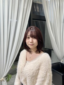 ケンジサナンド(KENJE Sanando) 【天使の輪が綺麗】大人可愛い赤ブラウン×艶髪